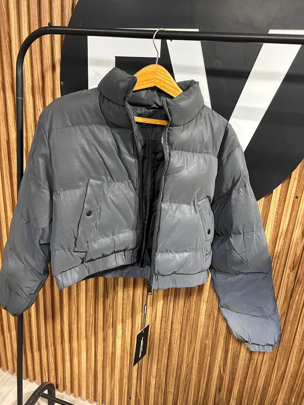 Campera corta acolchada